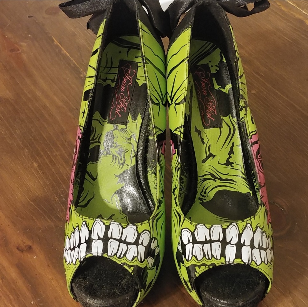 Iron fist Monster peep toe Heels